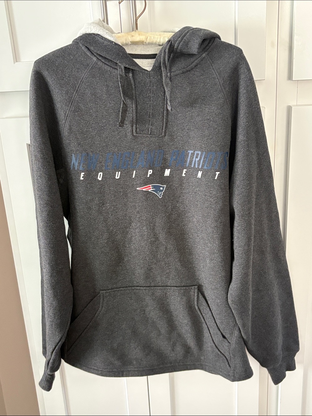 New England Patriots, Bill Belichick style, Gray Hooded Sweatshirt